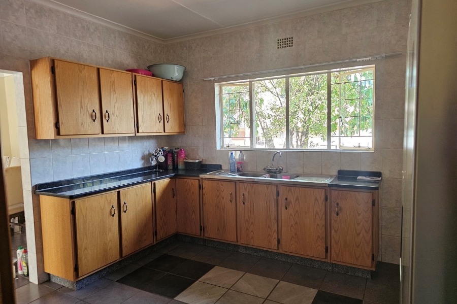 To Let 3 Bedroom Property for Rent in Protea Park North West